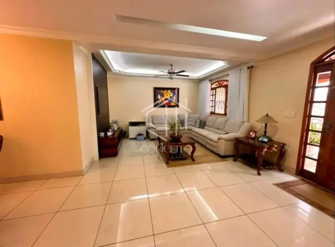 Casa Colonial no bairro Vila clóris
