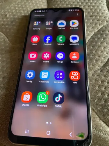 Vendo esse celular