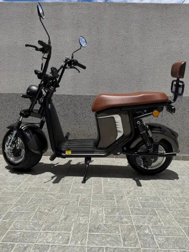 Scooter elétrica