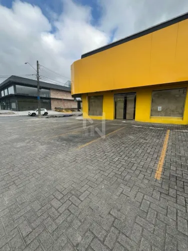 Sala comercial de esquina na Av Santa Catarina - Floresta - Joinville/SC