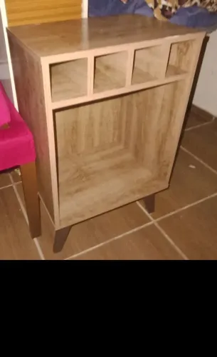 Vendo criado mudo