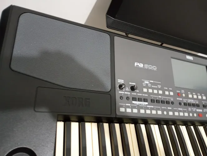 Korg Pa 600.em estado de novo