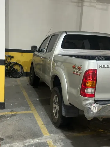 Toyota Hilux CD SRV D4-d 4X4 3.0 TDI Diesel AUT 2009