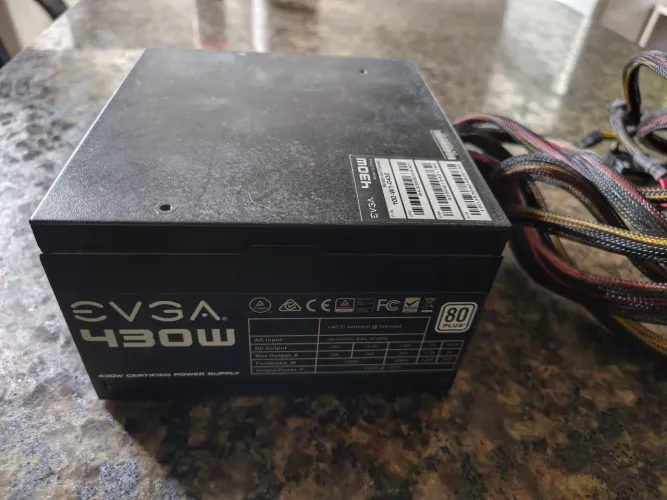 Fonte EVGA 430W