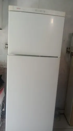 Geladeira em boa condições