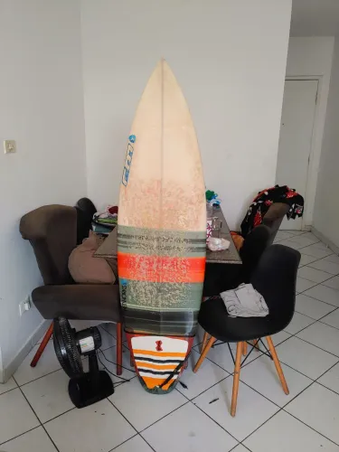 prancha surf /tam:5,9/24,5 litros..troco em outra prancha