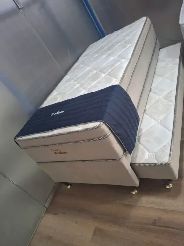 Conjunto Box solteiro com auxílio 