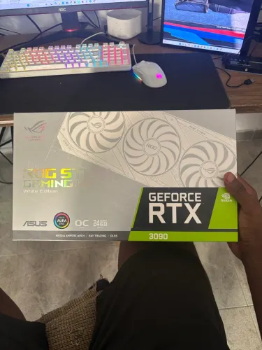 RTX 3090 24GB ASUS ROG STRIX! WHITE 