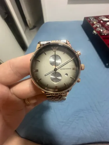 Relógio Emporio Armani usado