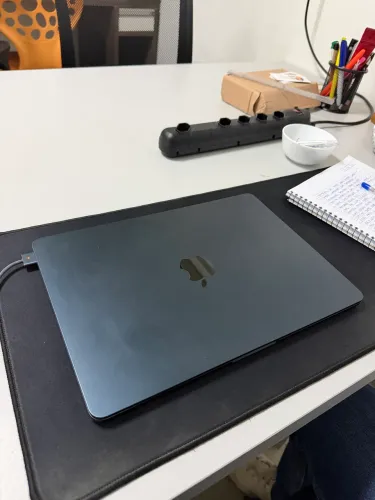 MacBook Air M3 13? (2024) - 8GB RAM | 256GB SSD