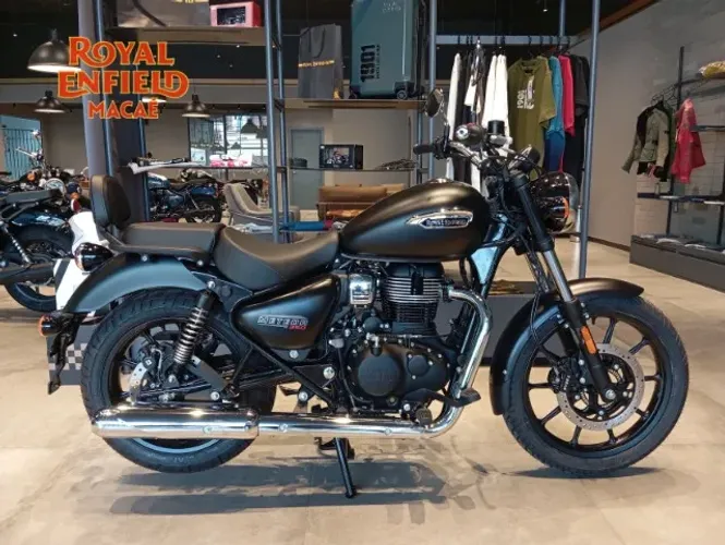 ROYAL ENFIELD METEOR 350CC STELLAR BLACK - 2026 ZERO KM