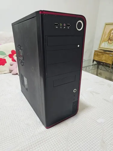 Gabinete desktop i5 2310 6gb de ram 