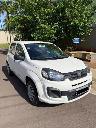 Fiat Uno Attractive 1.0 EVO Fire Flex 8V 5P 2020