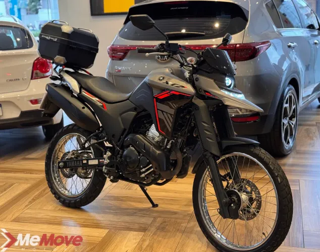 YAMAHA XTZ 250 LANDER 2025 COM APENAS 3 MIL KM