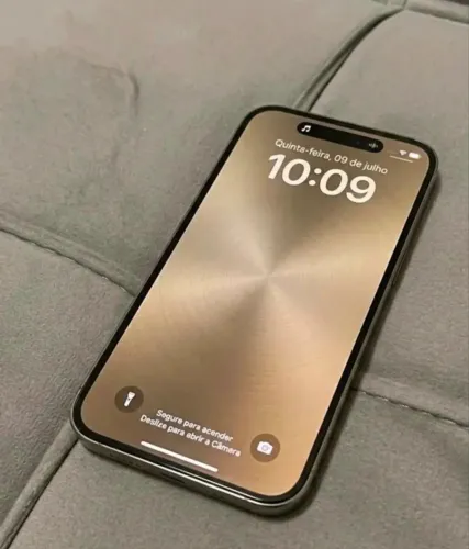 iPhone 15 Pro Max - 256 GB - Titânio Natural