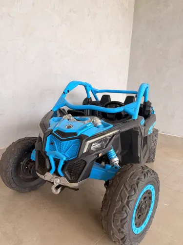 Buggy infantil elétrico