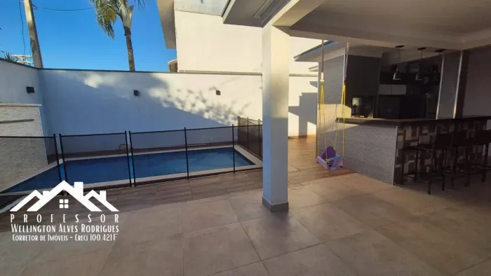 Casa à venda no Condomínio Parque Residencial Roland 1 em Limeira-SP