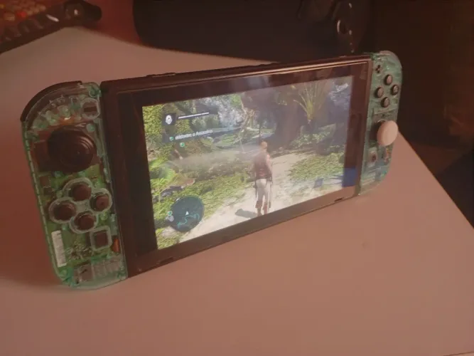 Oportunidade!!!!Nintendo switch com o touch screen com problema com cartão de 128 gb