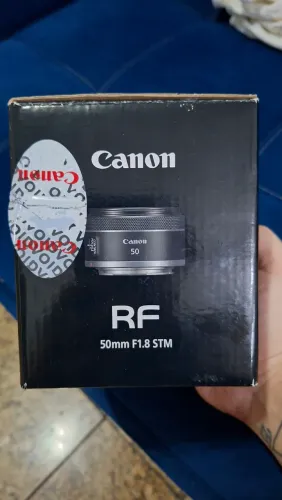 Lente Canon RF 50mm 1.8 STM