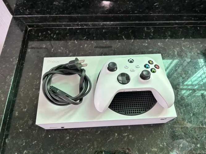 XBOX SERIES S - 516 GB