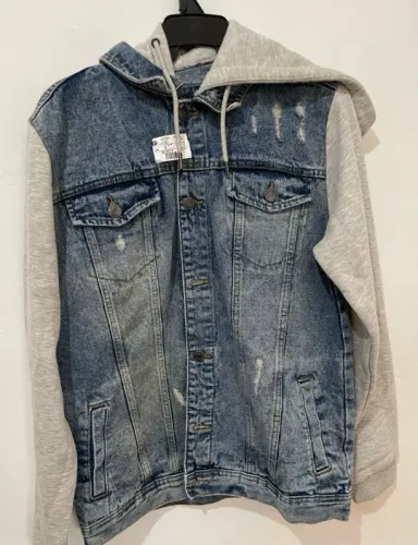 Jaqueta Jeans com Moletom