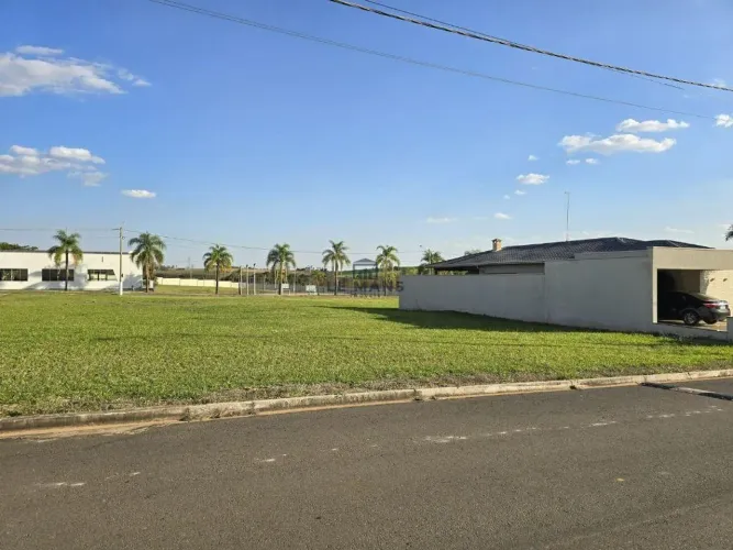Terreno à venda em Saltinho, Nossa Senhora Aparecida I, Cond. Residencial Vivamus