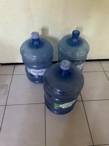 3 unidades de garrafão