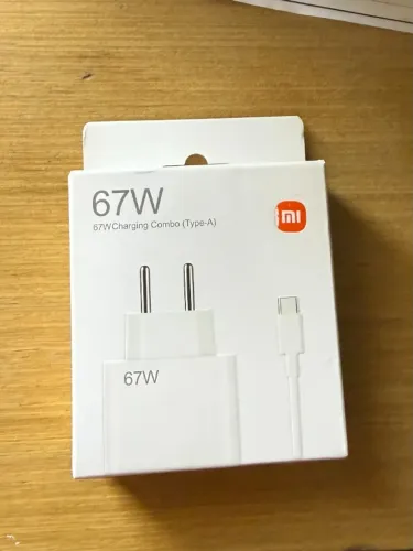 Carregador Turbo USB-C 67 W Genérico com Cabo
