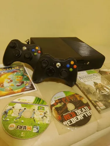 Xbox 360 Desbloqueado Vários Jogos 2 Controles