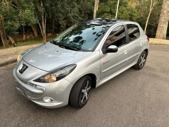 Peugeot 207 Quiksilver 1.6 Flex 16V 5P 2013