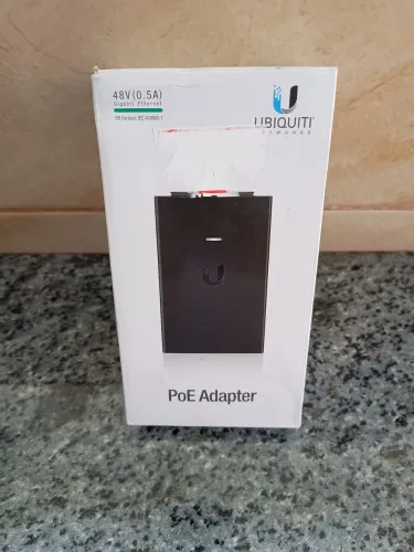 Vendo Fonte Poe Ubiquiti 48v 0.5a Unifi Gigabit Poe-48-24w-g-br nova.