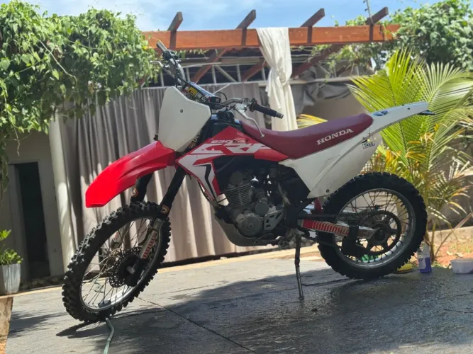 Honda CRF 230F 