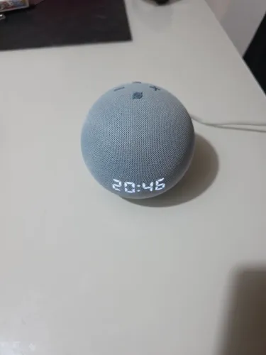 Alexa Echo Dot Azul (4ª Geração) com relógio