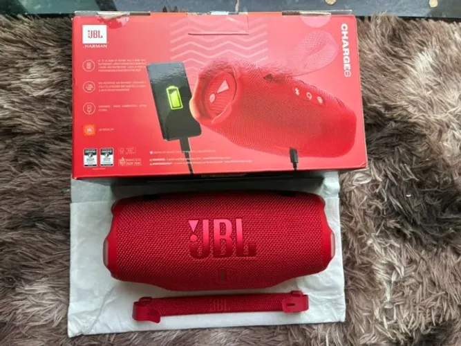 Caixa JBL Charge 6 Vermelha NOVA