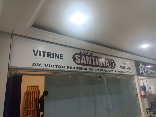 Luminoso retirada no local Araucária 