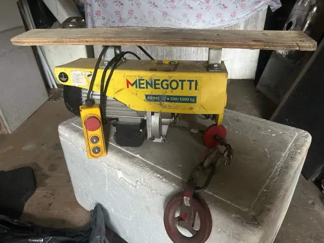 Guincho elétrico menegotti prime V2 500/1000kg