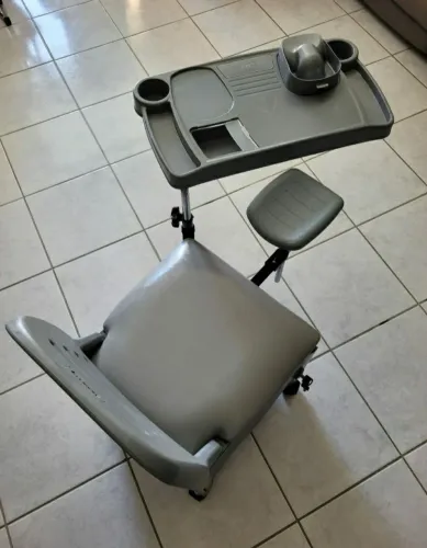 Cadeira CIRANDINHA DOMPEL PARA MANICURE