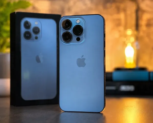 ? iPhone 13 Pro 256 GB Azul Sierra - Excelente oportunidade!