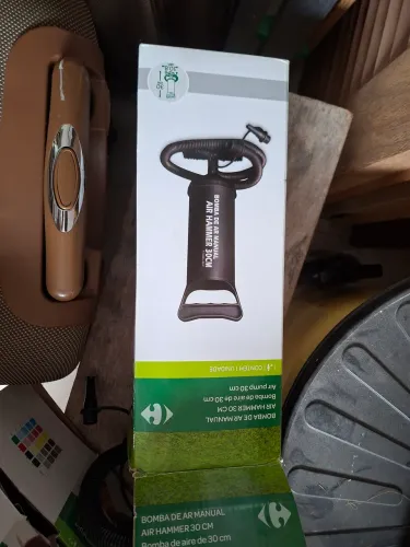 Colchões infláveis + bomba de encher