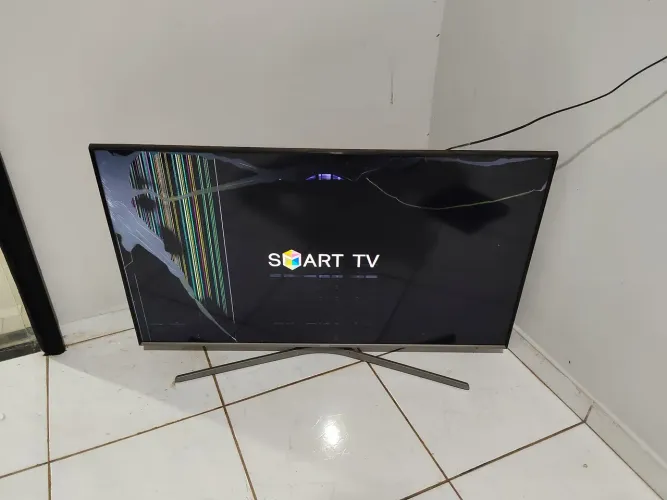 Vendo tv smart 48' com defeito tela