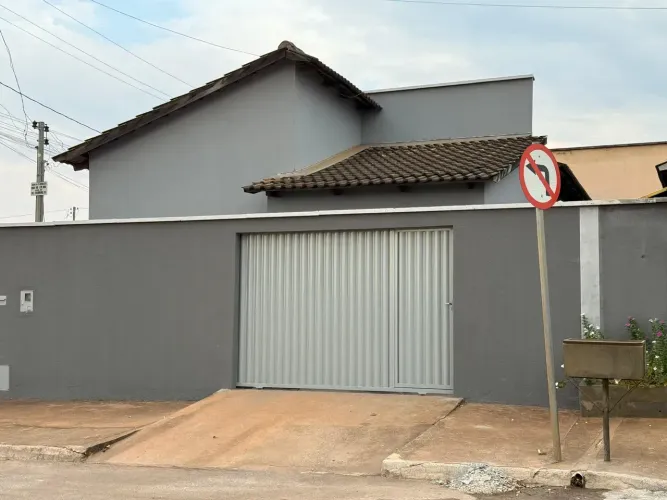 Casa com 2 quartos à venda, 73 m² por R$ 280.000 - Jardim Cabral II - Itaberaí/GO