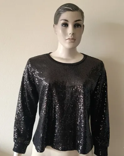 Blusa preta brilho