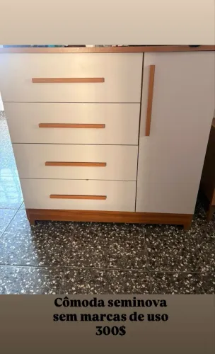 Cômoda 4 Gavetas 1 Porta