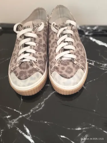 Tênis feminino Santa Lola tamanho 34 animal print