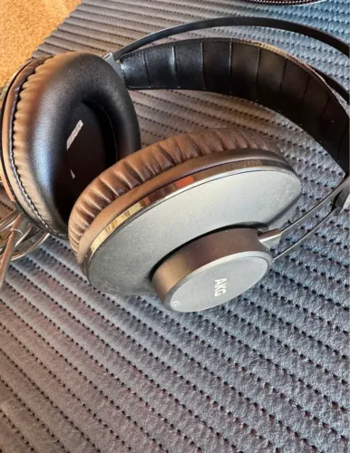 Fone AKG K52 com Case