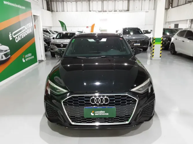 Audi A3 Sedan S-line 2.0 TFSI S-tronic 2024