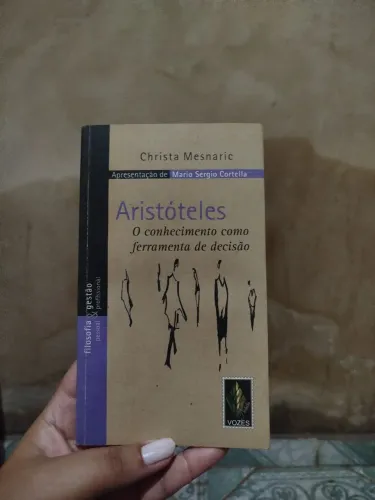 Livro Aristóteles