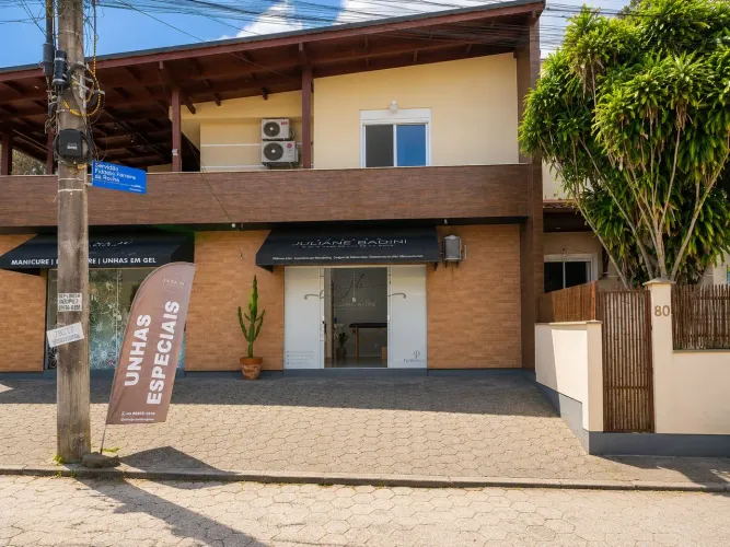 SALA COMERCIAL EM ÓTIMA LOCALIZAÇÃO NO CAMPECHE