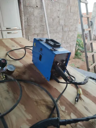 Máquina de solda mig com gas 