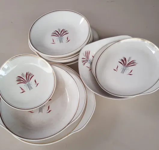 Jogo de jantar de porcelana na arte do trigo